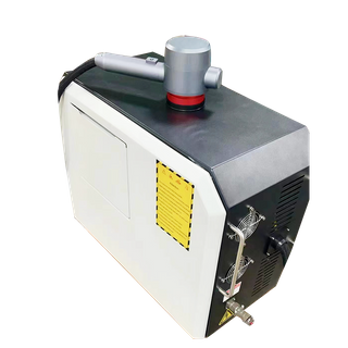 آلة إزالة الصدأ بالليزر المحمولة آلة إزالة الصدأ بالليزر المحمولة